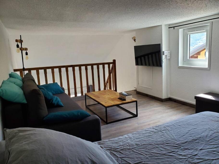 Appartement Chaleureux. Barcelonnette Exterior foto